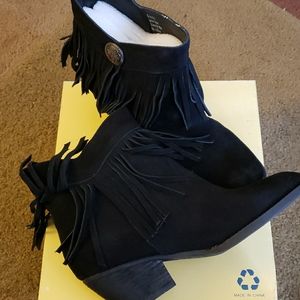 Sbicca Vintage Collection Pinto Ankle Boots